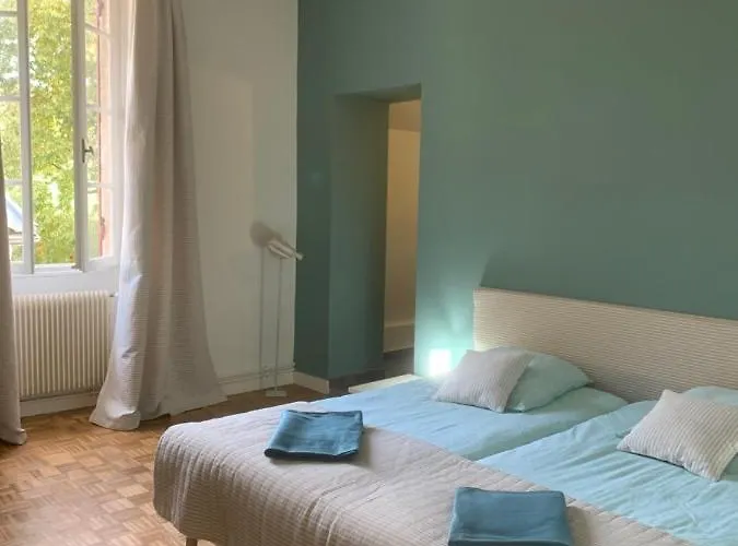 別荘 La Dependance De Bazin マルマンド